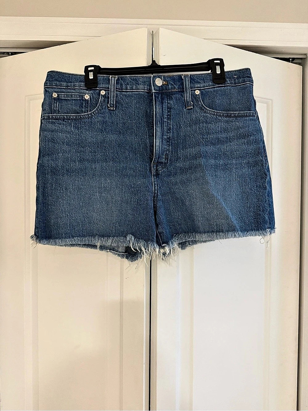 Madewell High-Rise Denim Shorts in Blue Waist 31
